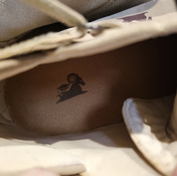 L DECK Tan Boat Shoes with Suede Finish and Durable Sole MEN or Womens - Picture 9 of 11